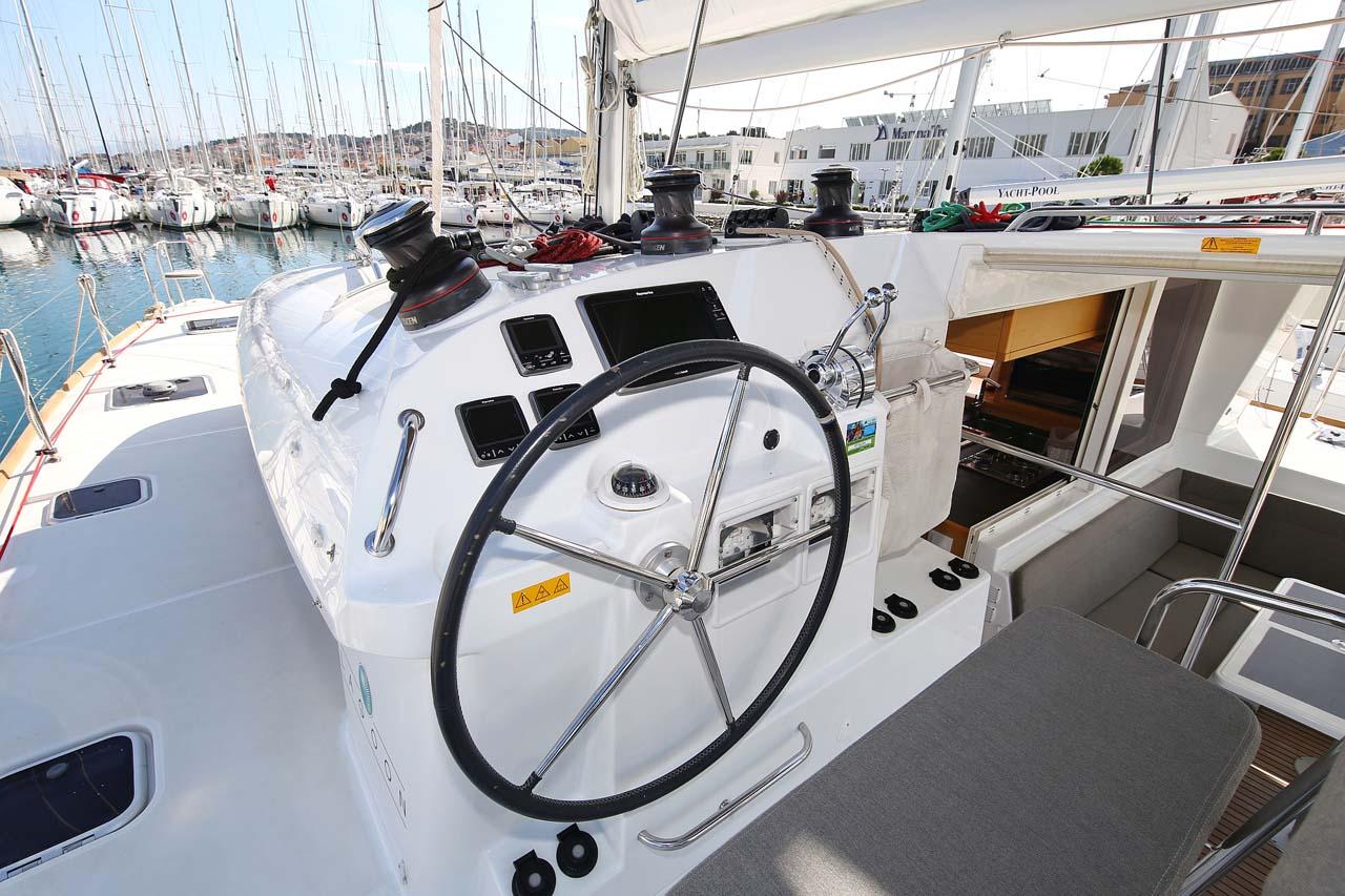 Lagoon 400 S2 - 4 + 2 cab. - Elea, picture 7