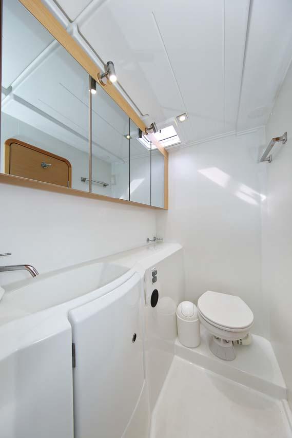 Lagoon 400 S2 - 4 + 2 cab. - Elea, picture 21