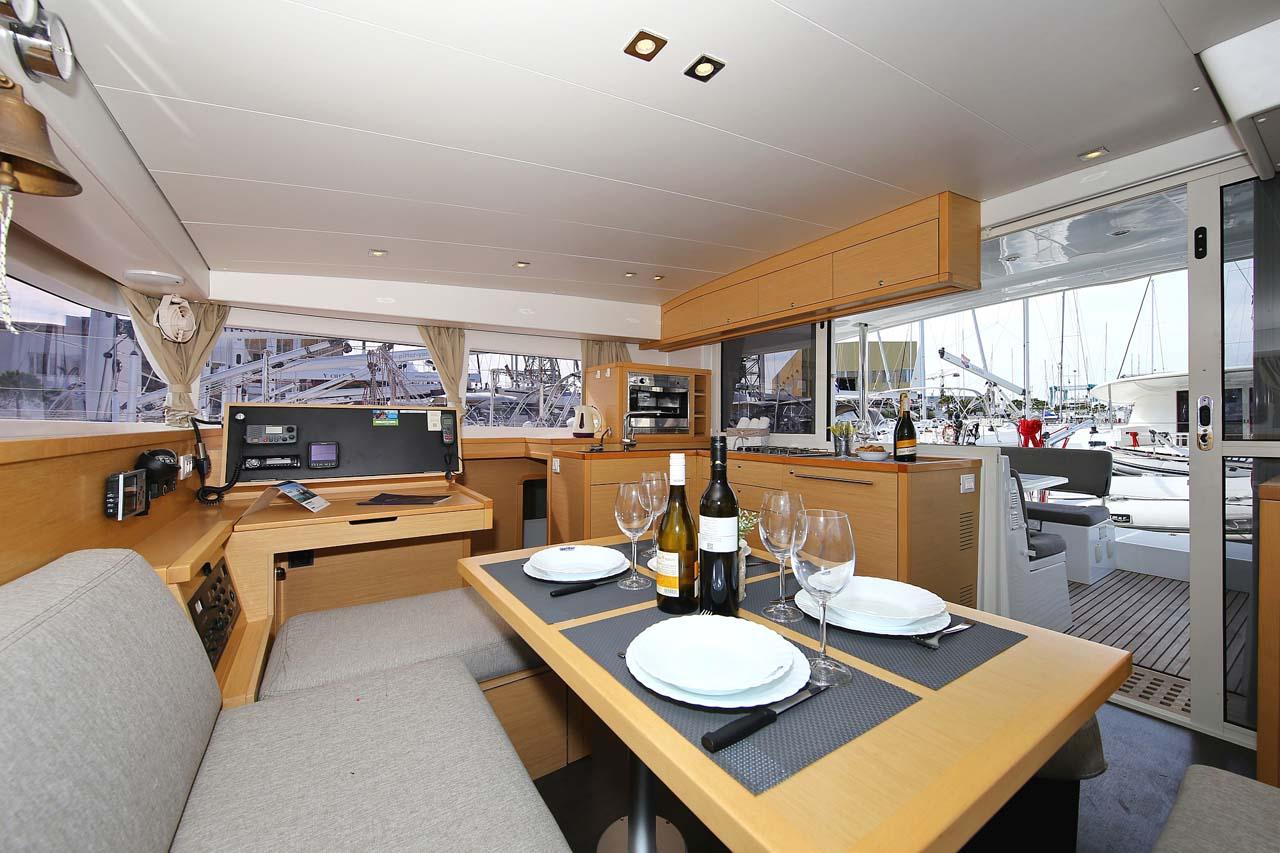 Lagoon 400 S2 - 4 + 2 cab. - Elea, picture 14