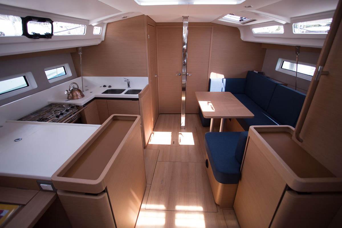 Sun Odyssey 440 - 4 cab., picture 7
