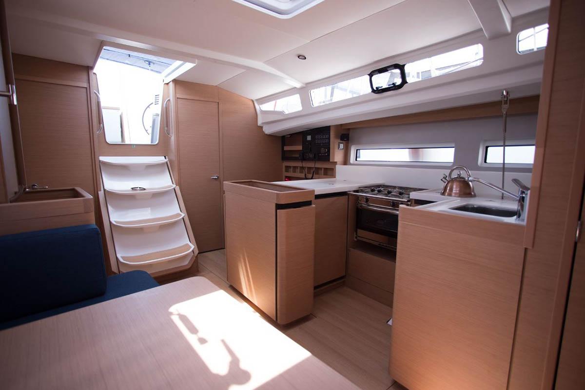 Sun Odyssey 440 - 4 cab., picture 10