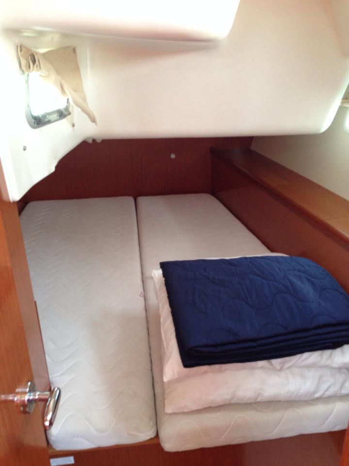 Oceanis 40, picture 7