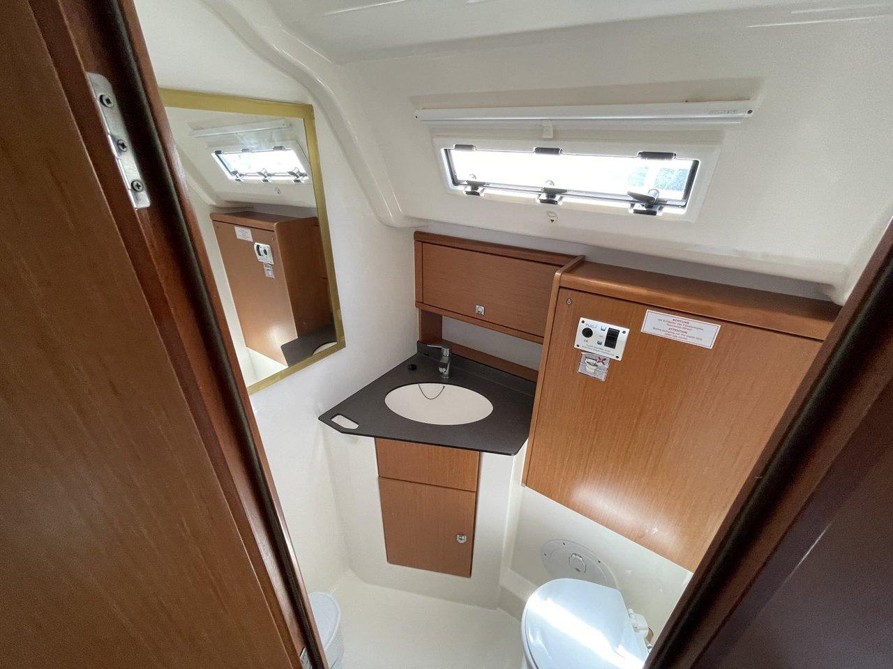 Bavaria Cruiser 51, picture 8