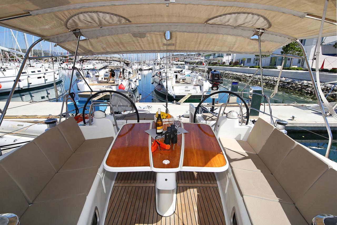 Oceanis 50 Family - 6 cab. - Copa Brasil, picture 8