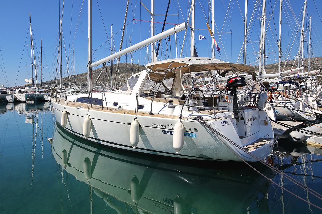 Oceanis 50 Family - 6 cab. - Copa Brasil, picture 4