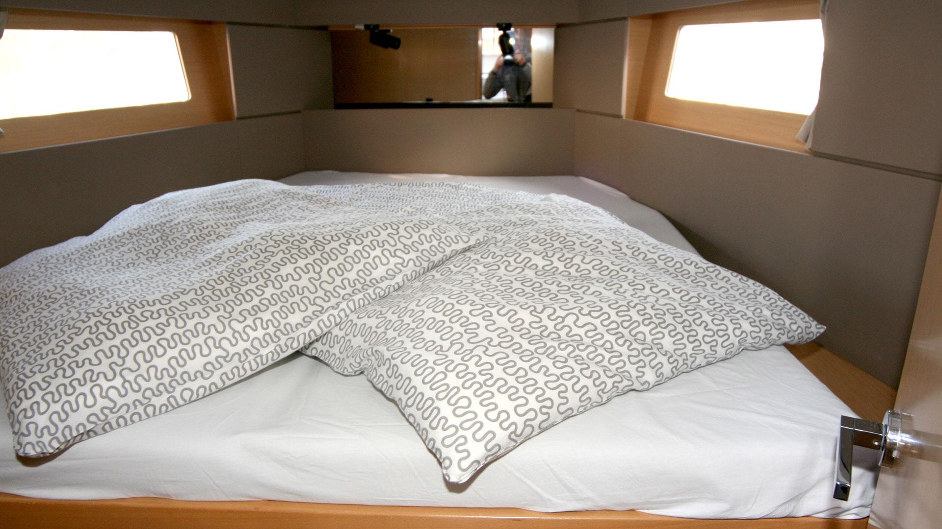 Oceanis 38 - 3 cab. - Olli, picture 15