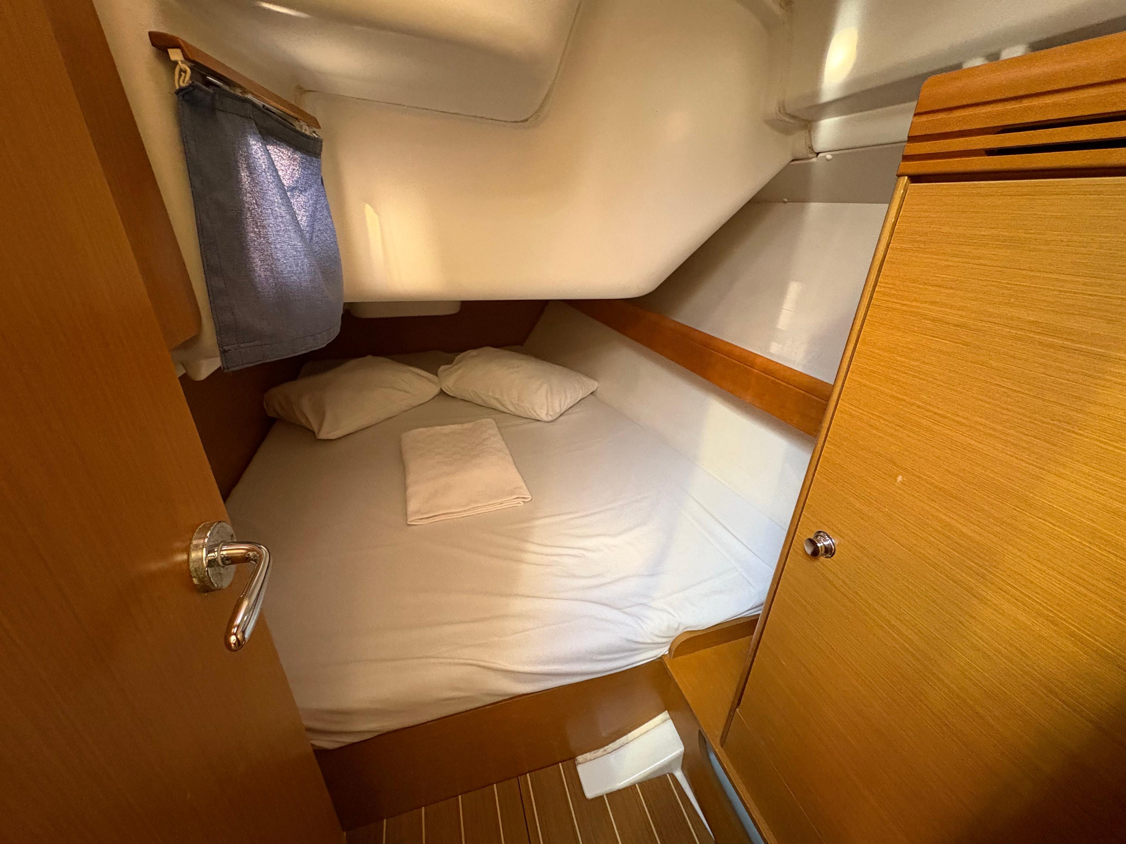 Sun Odyssey 36i - Sail Mira, picture 18