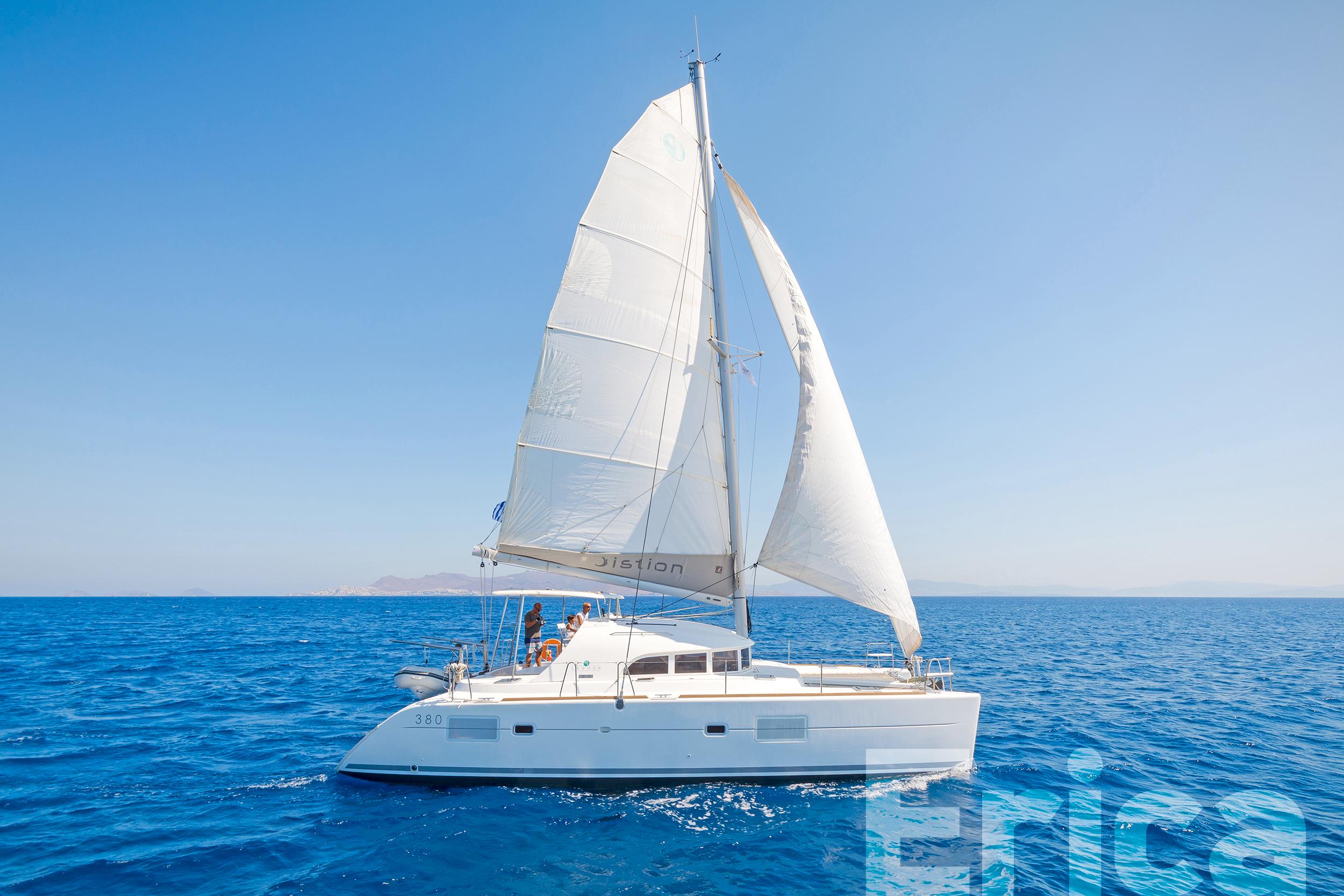 Lagoon 380 S2 - 4 + 2 cab. - Erica, picture 4