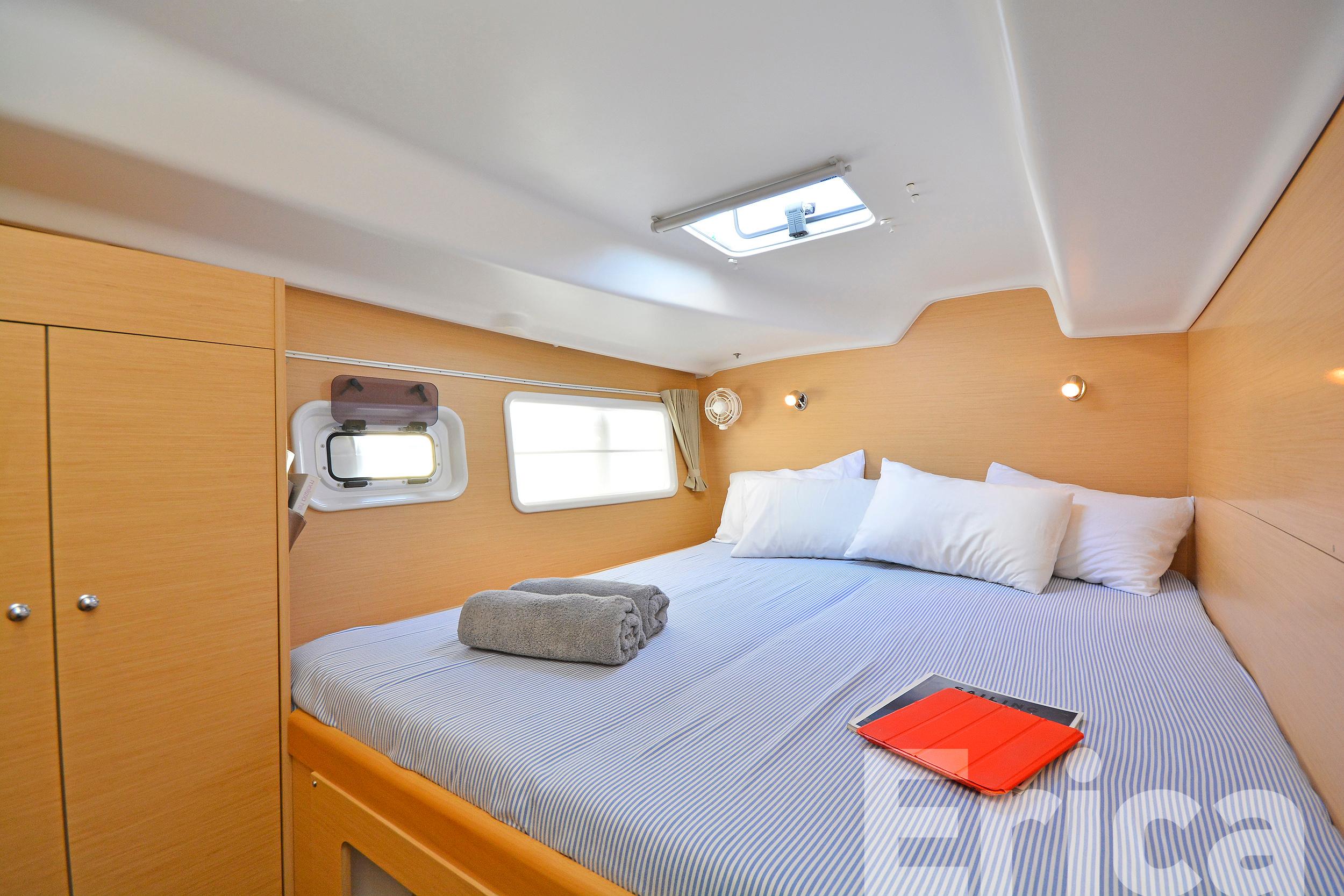 Lagoon 380 S2 - 4 + 2 cab. - Erica, picture 20