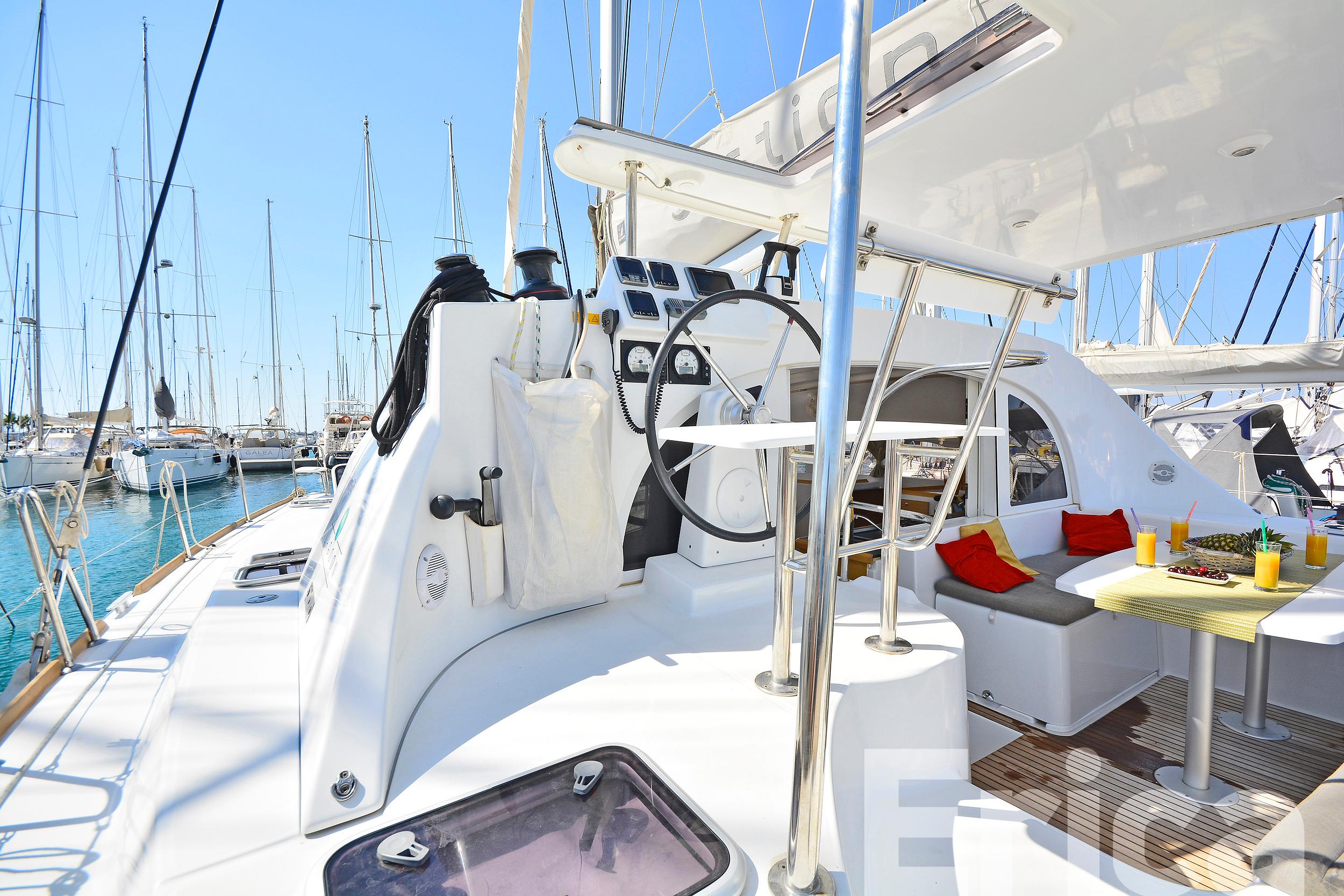 Lagoon 380 S2 - 4 + 2 cab. - Erica, picture 36