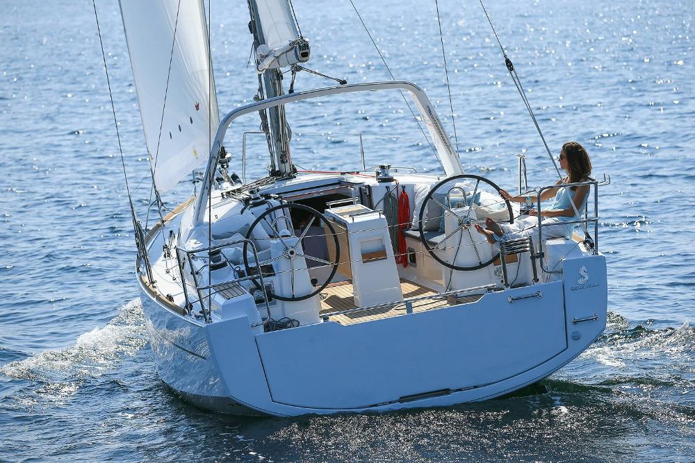 Oceanis 35 - Hobbit, picture 1