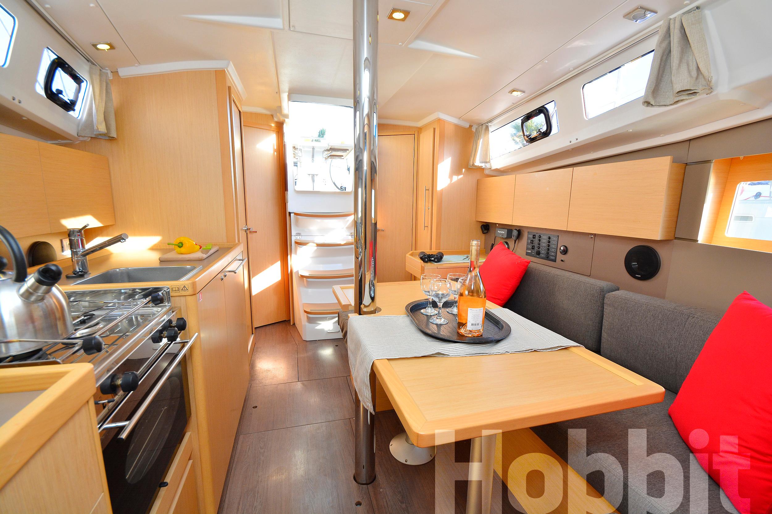 Oceanis 35 - Hobbit, picture 10