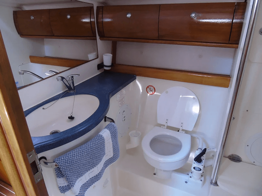 Bavaria 46 Cruiser, picture 17