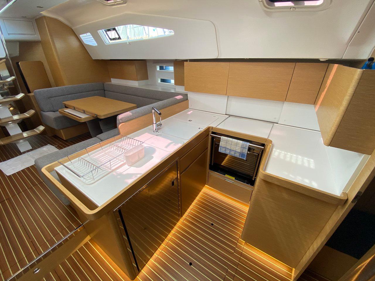 Elan Impression 50 - 4 cab., picture 7