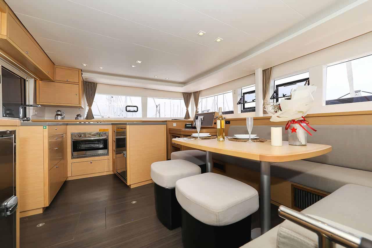 Lagoon 450 F - 4 + 2 cab. - Sunce, picture 9