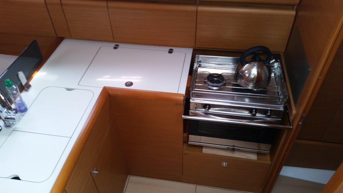 Sun Odyssey 379, picture 13