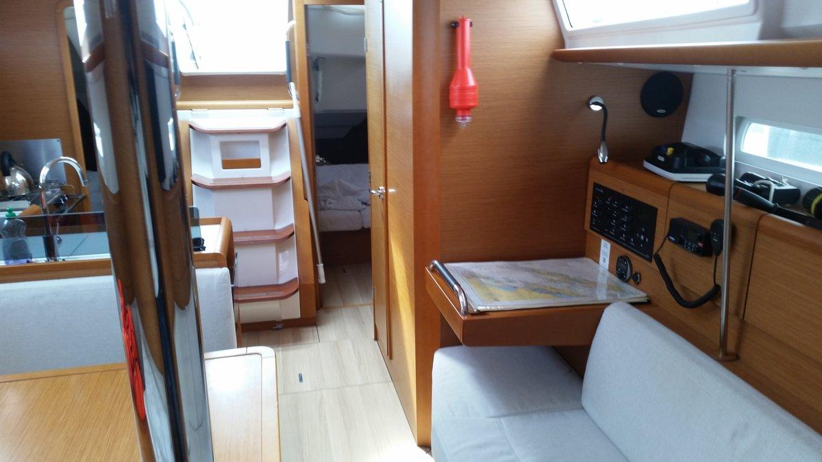 Sun Odyssey 379, picture 11