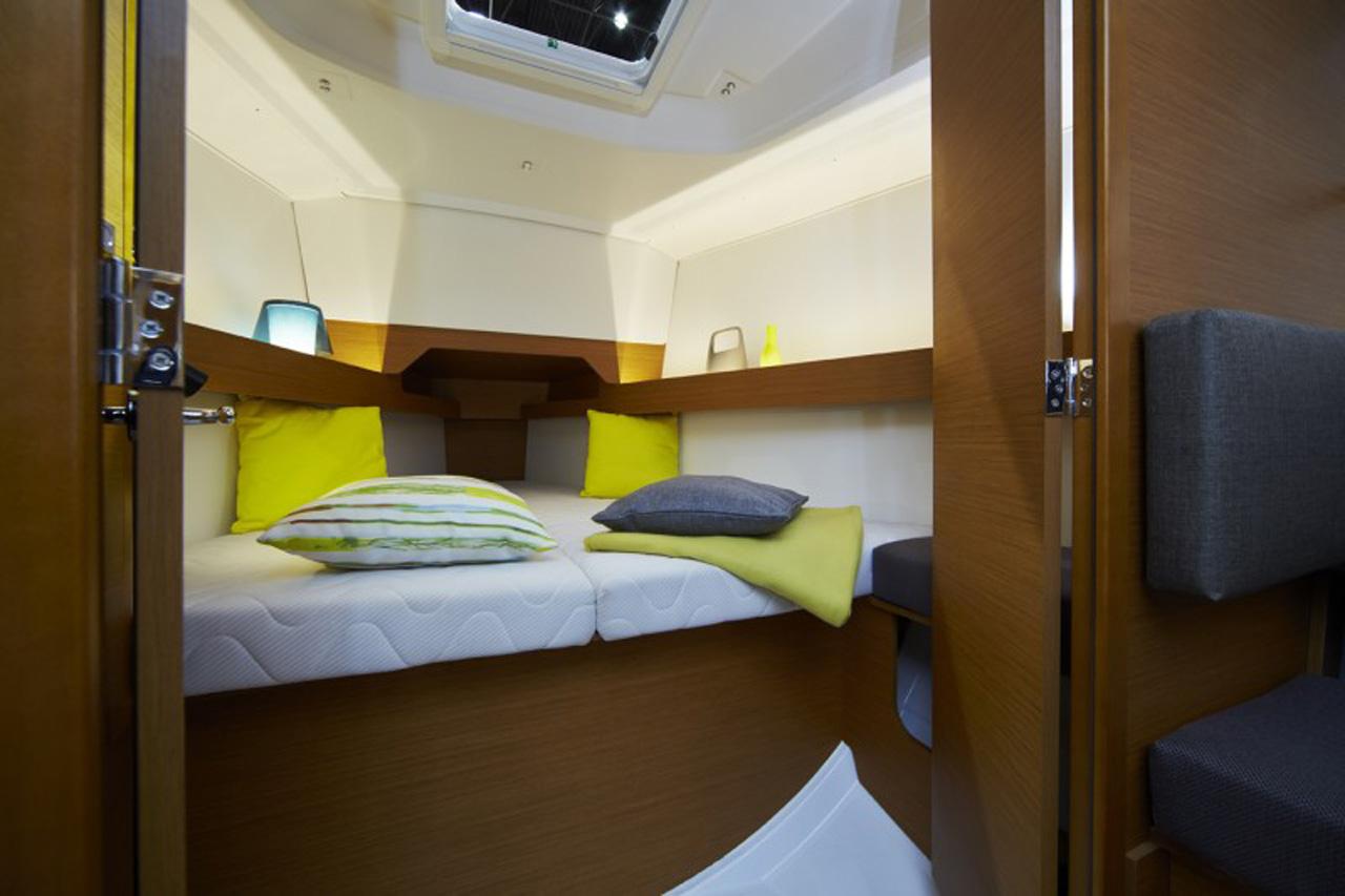 Sun Odyssey 349 - 2 cab., picture 8