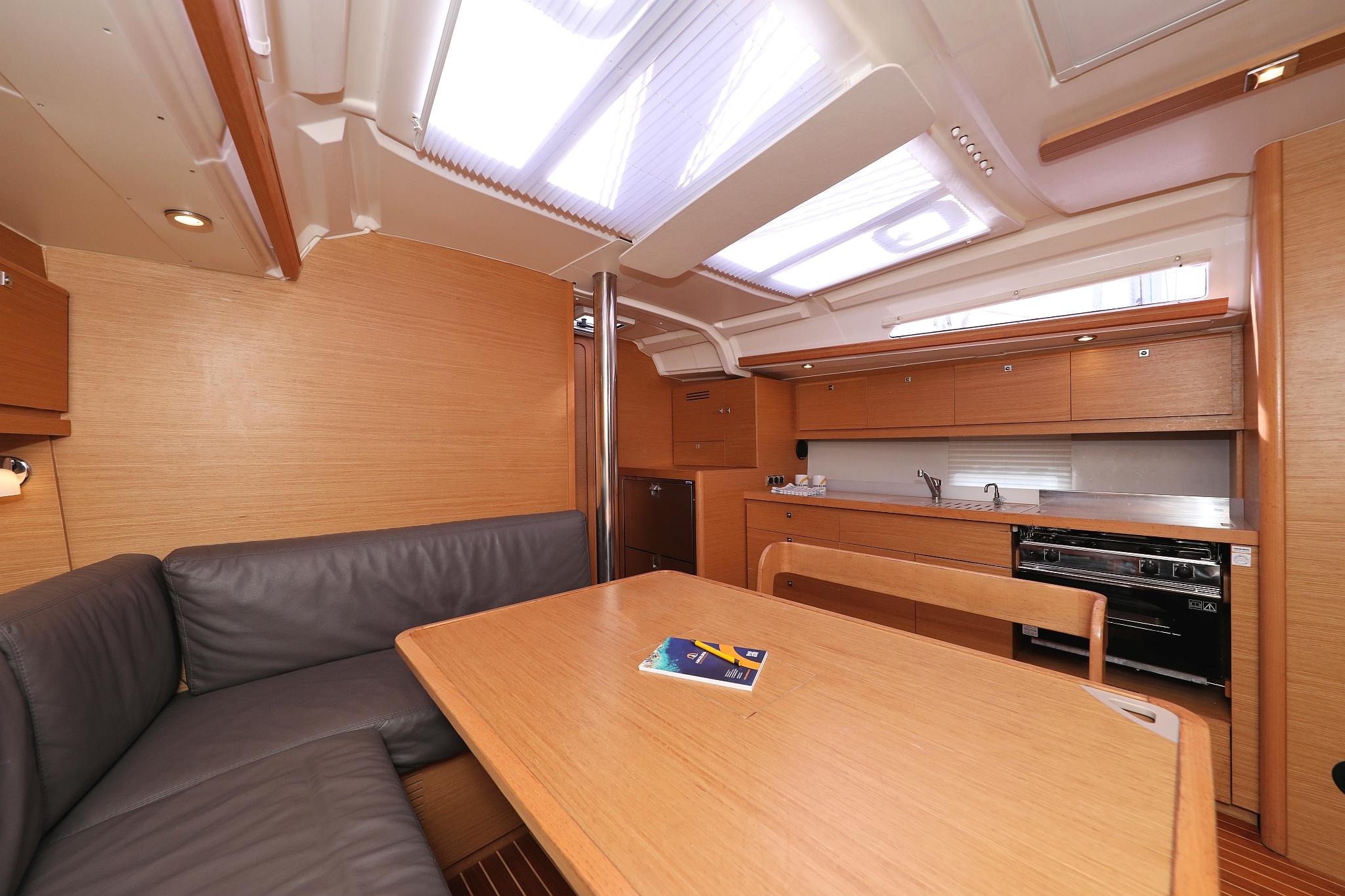 Dufour 430 GL, picture 15