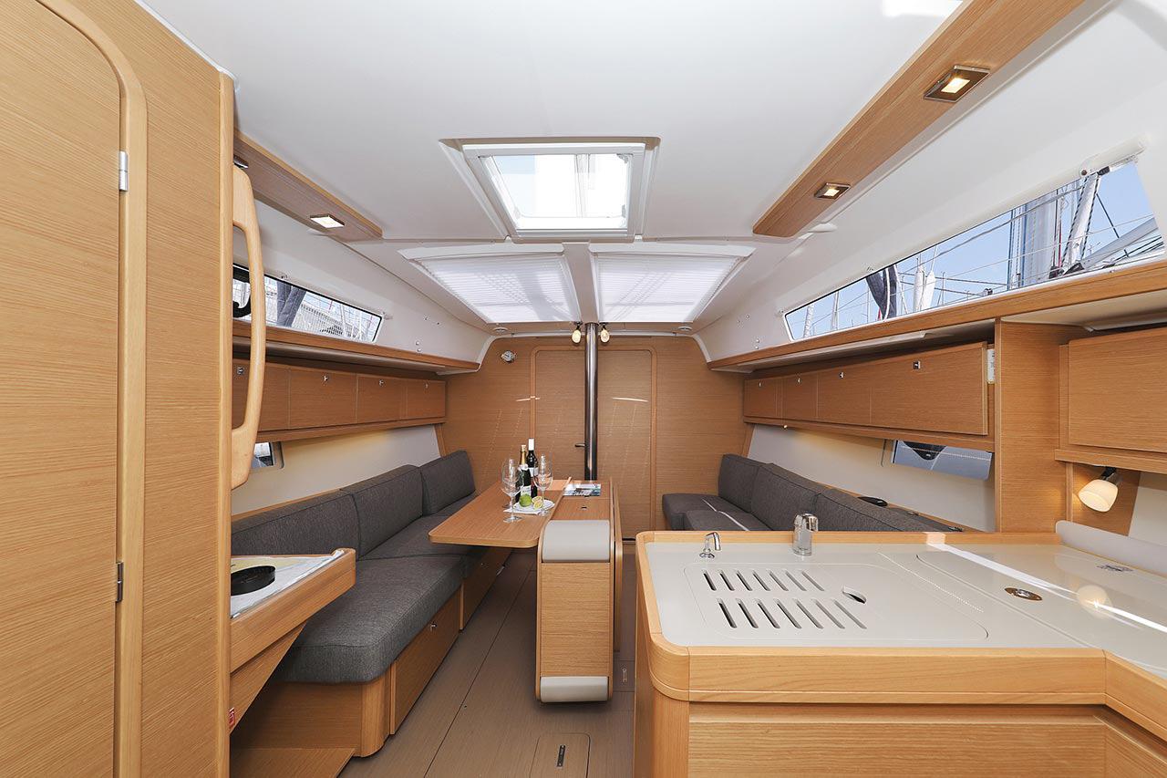 Dufour 382 GL, picture 8
