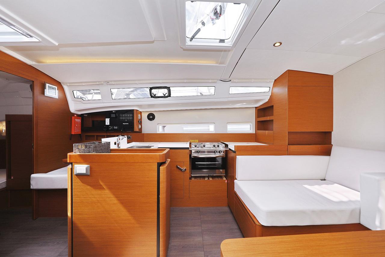 Sun Odyssey 410 - 3 cab., picture 11