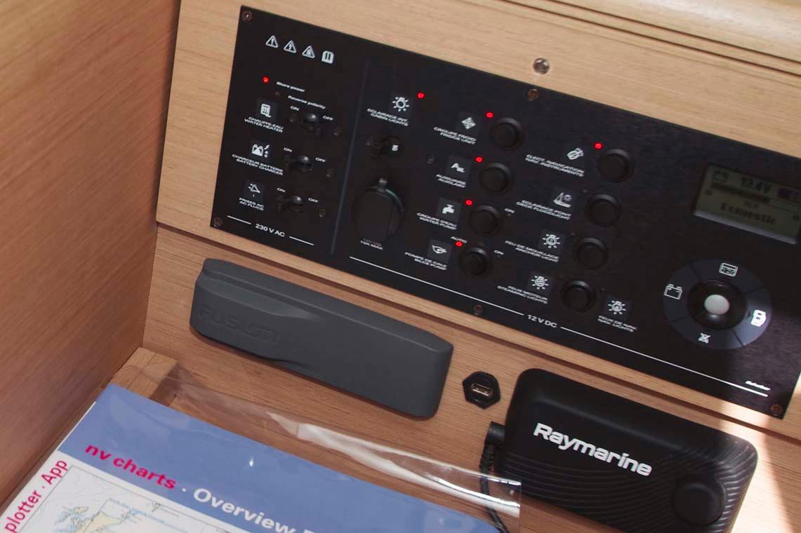 Sun Odyssey 389, picture 12