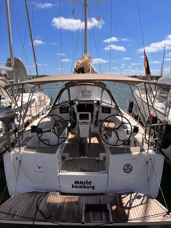 Sun Odyssey 389, picture 1