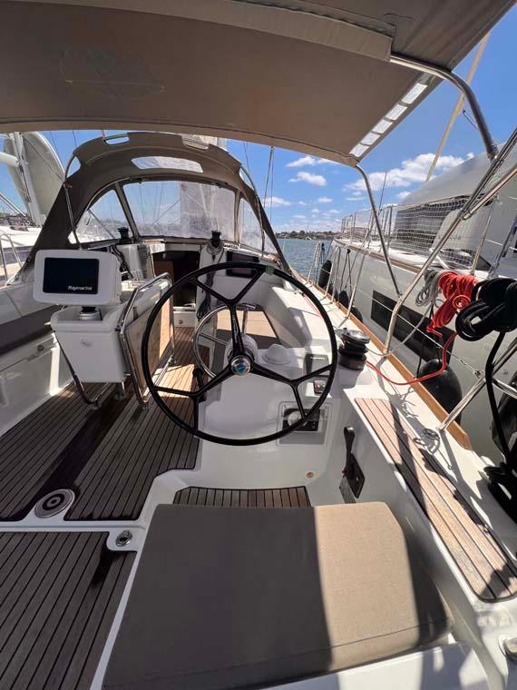 Sun Odyssey 389, picture 5