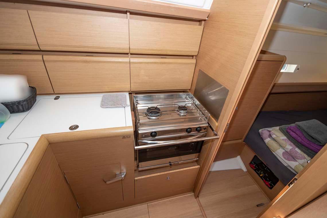 Sun Odyssey 389, picture 9