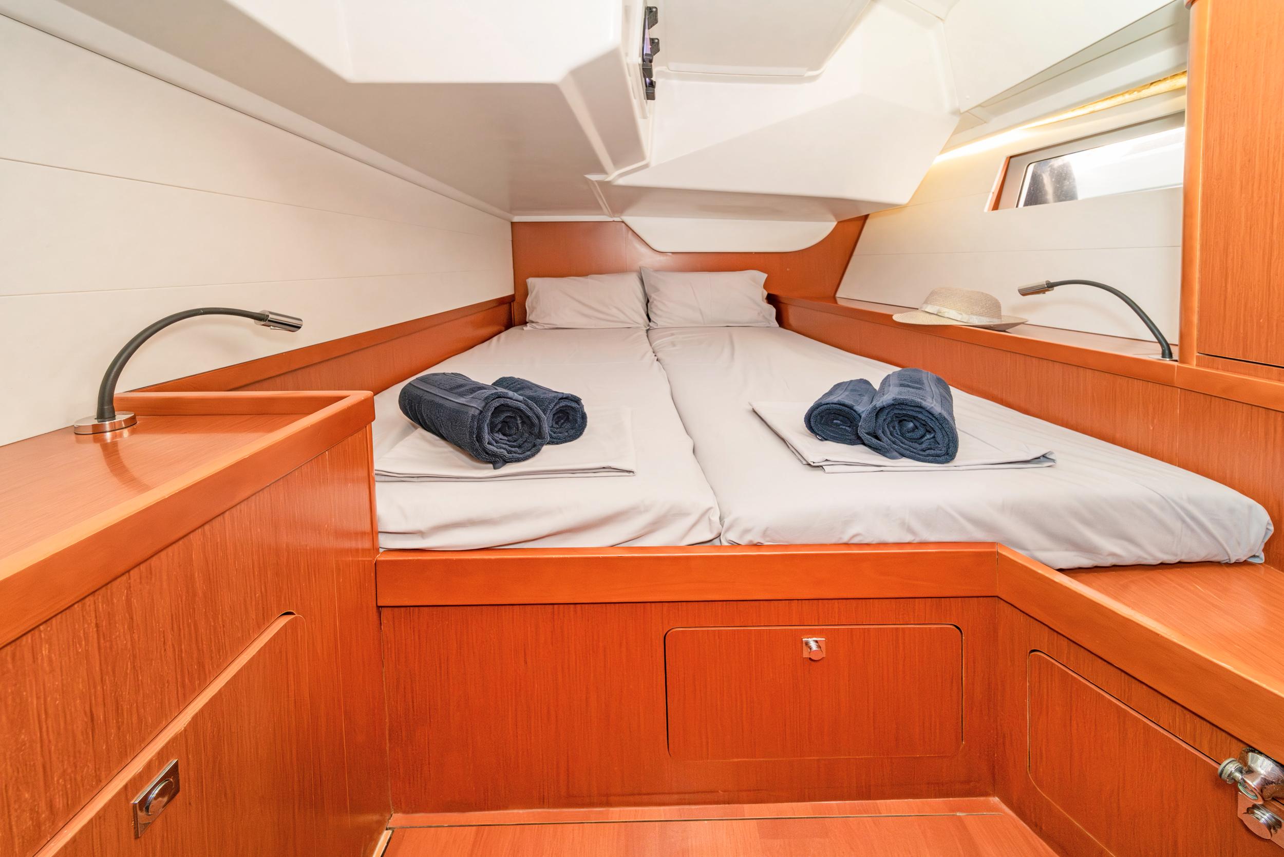 Oceanis 48 - 5 cab., picture 6