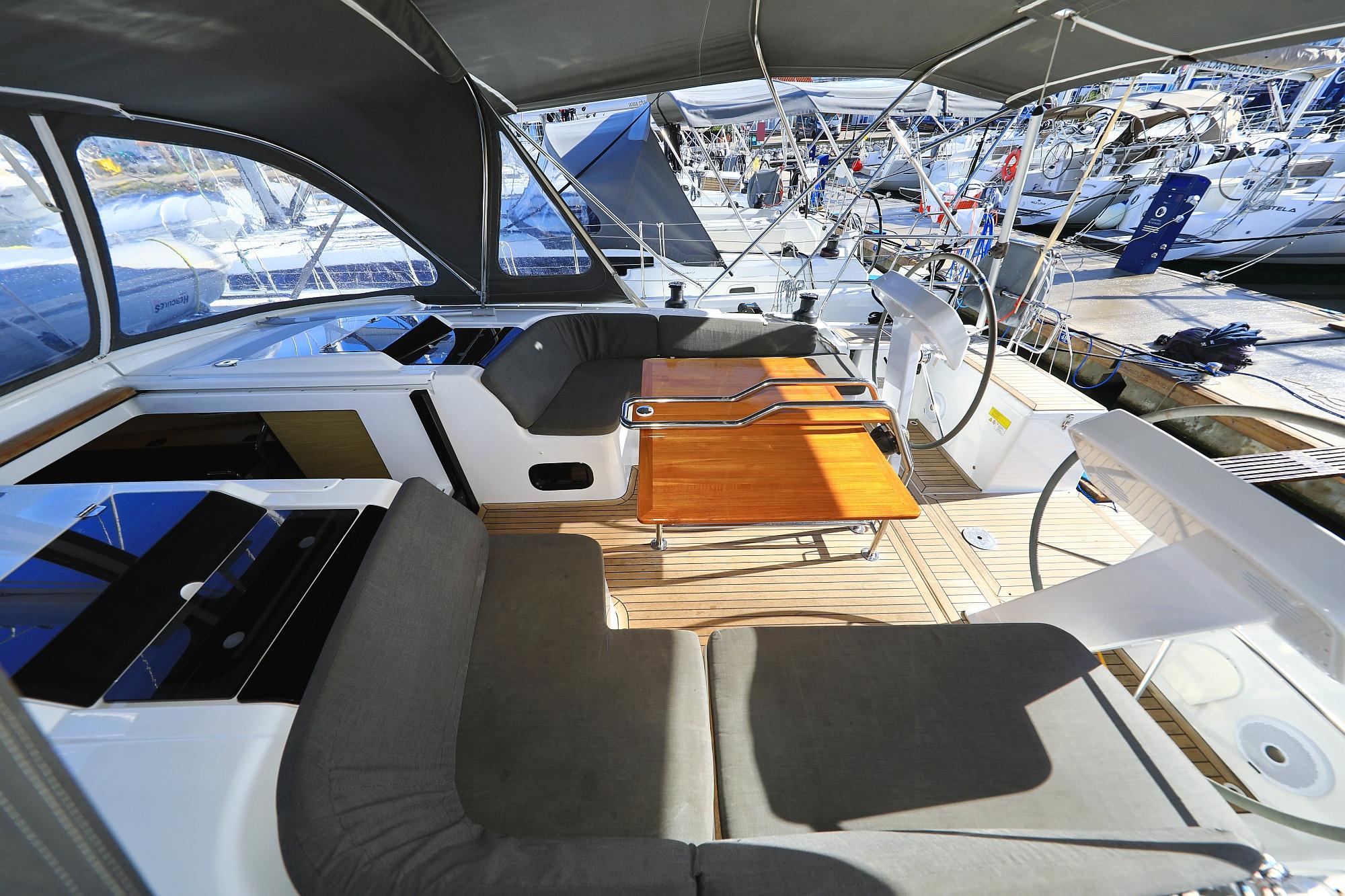Hanse 458, picture 5
