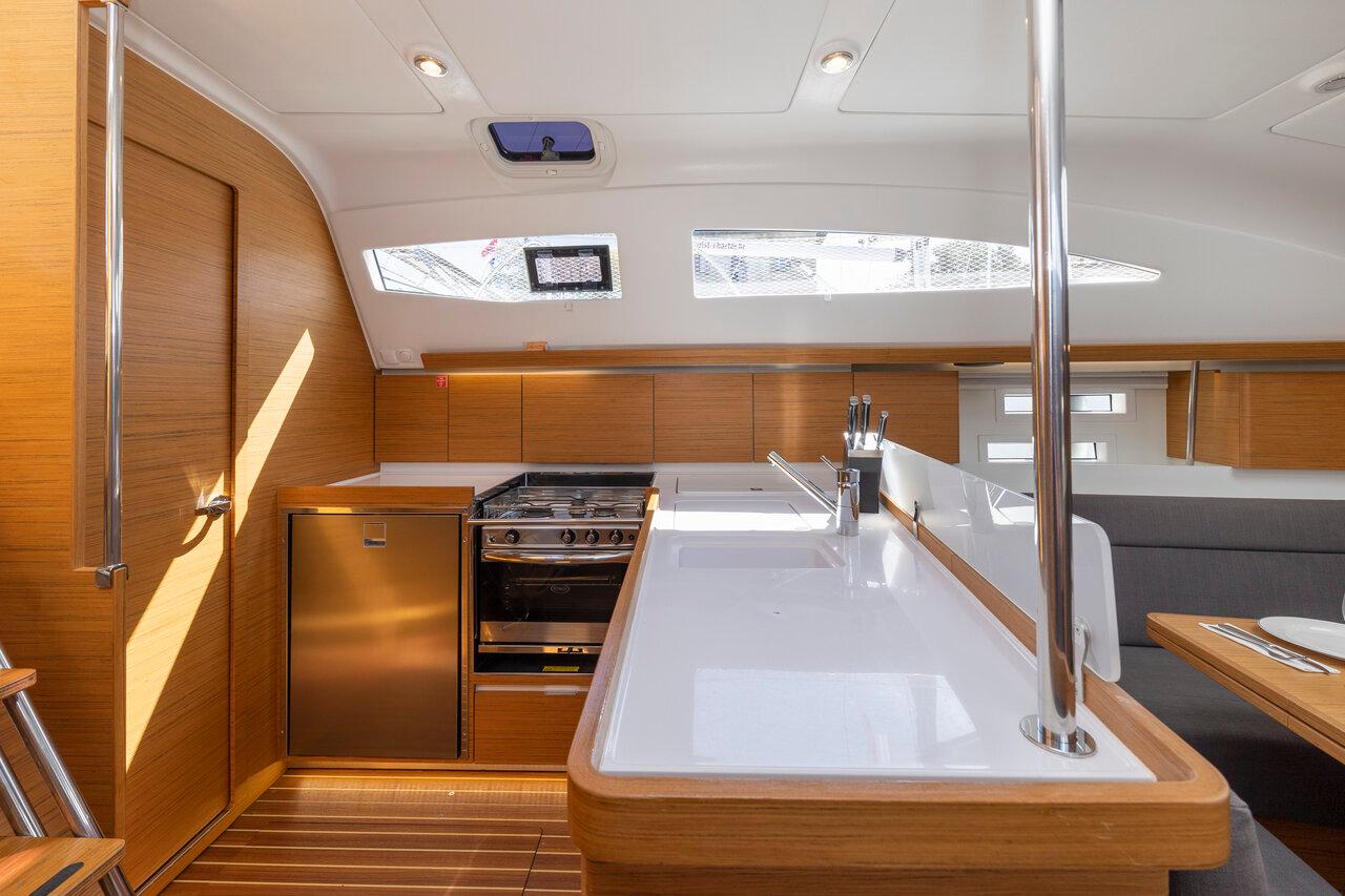 Elan Impression 45, picture 19