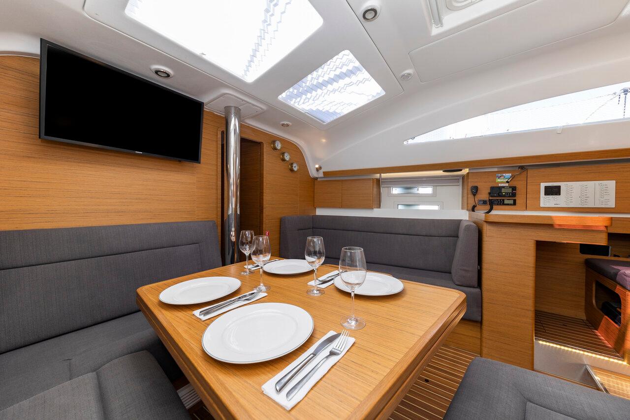 Elan Impression 45, picture 16