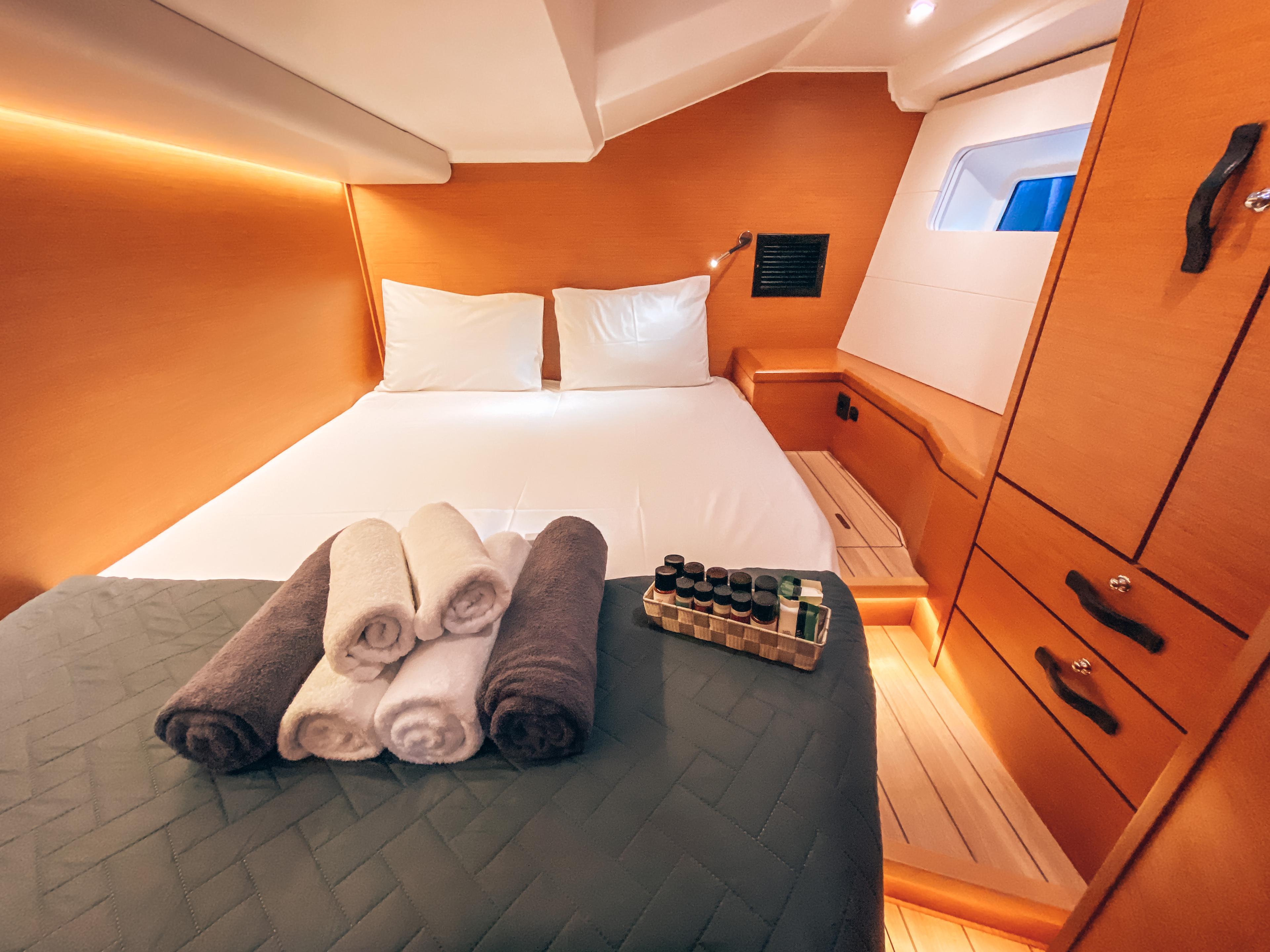 Jeanneau 54 - 5 + 1 cab.	, picture 13