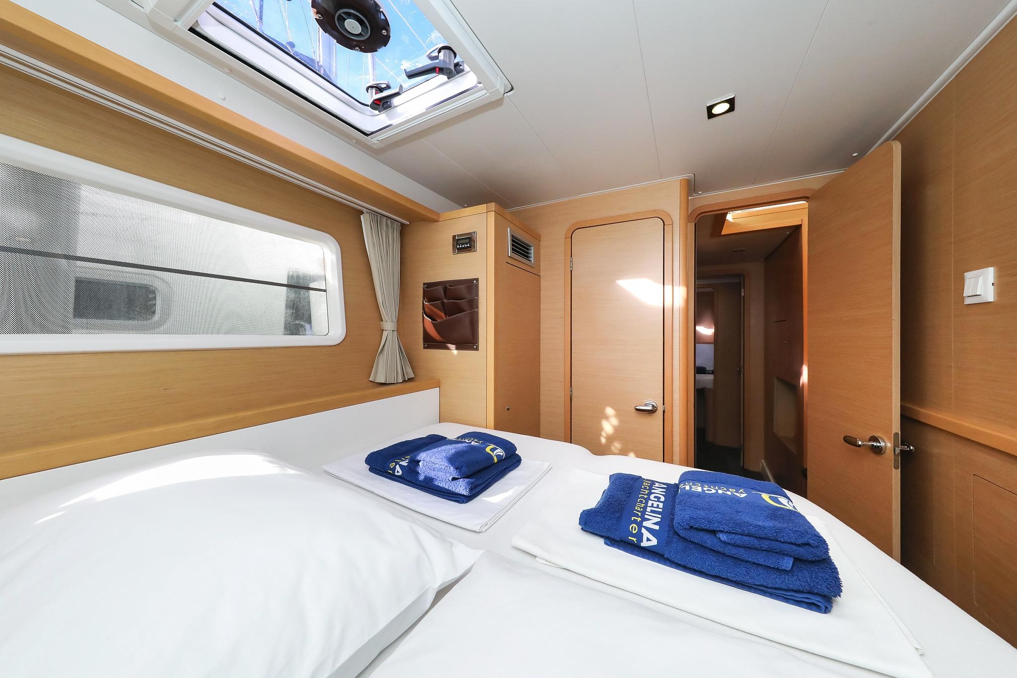 Lagoon 400 S2 - 4 + 2 cab. - First Choice, picture 29