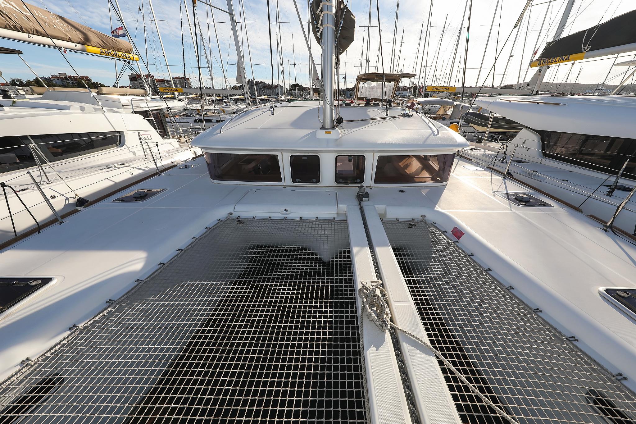 Lagoon 400 S2 - 4 + 2 cab. - First Choice, picture 12