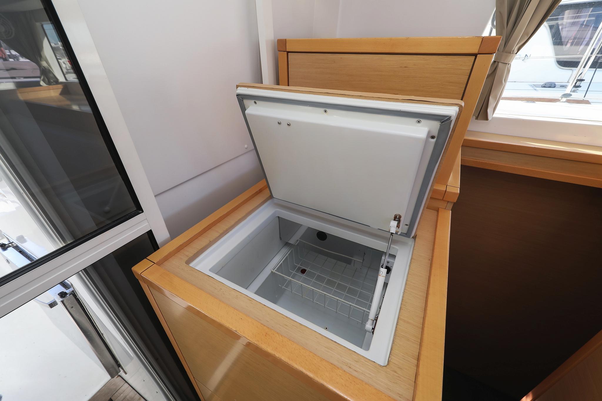 Lagoon 400 S2 - 4 + 2 cab. - First Choice, picture 45