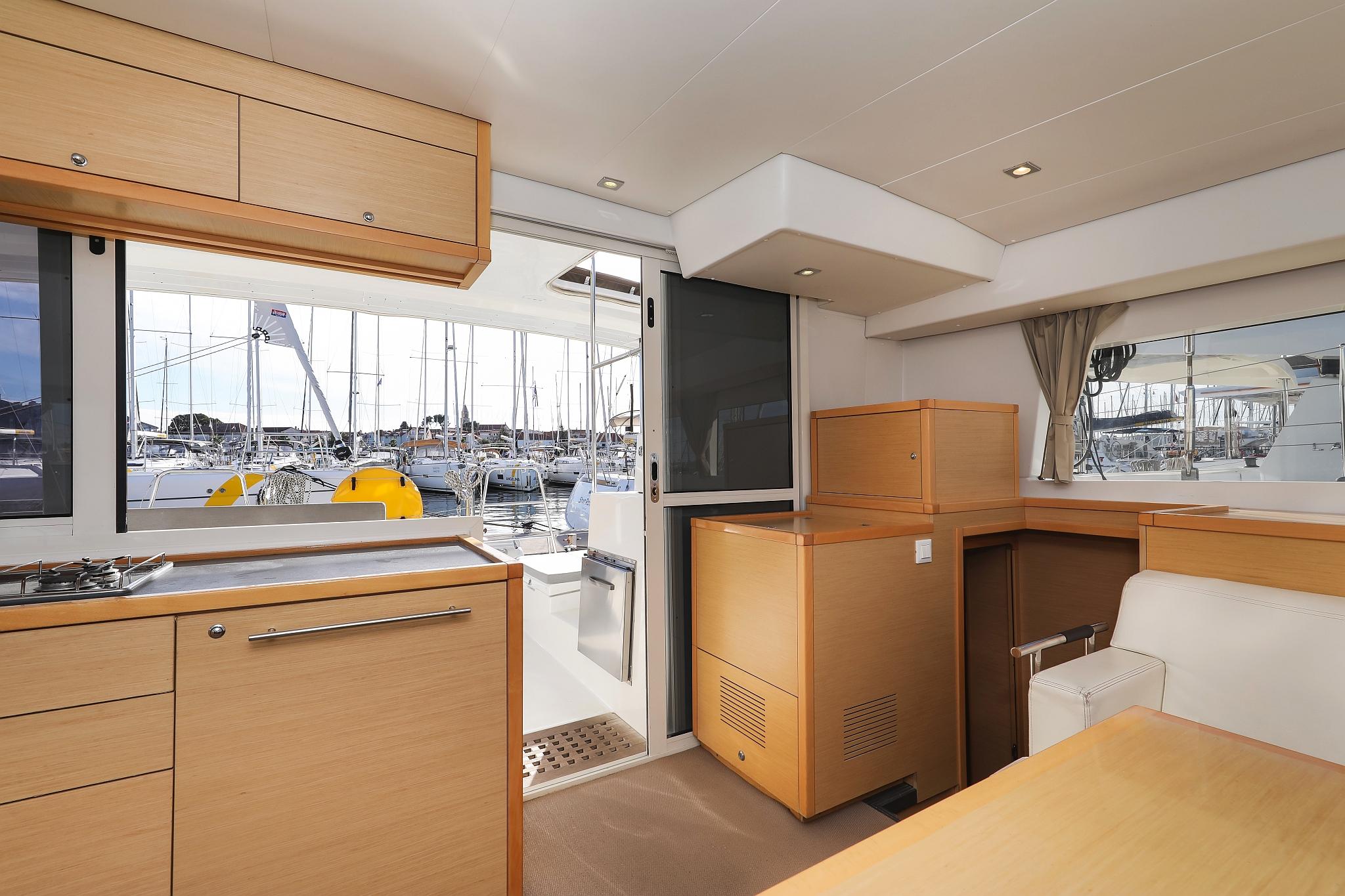 Lagoon 400 S2 - 4 + 2 cab. - First Choice, picture 20