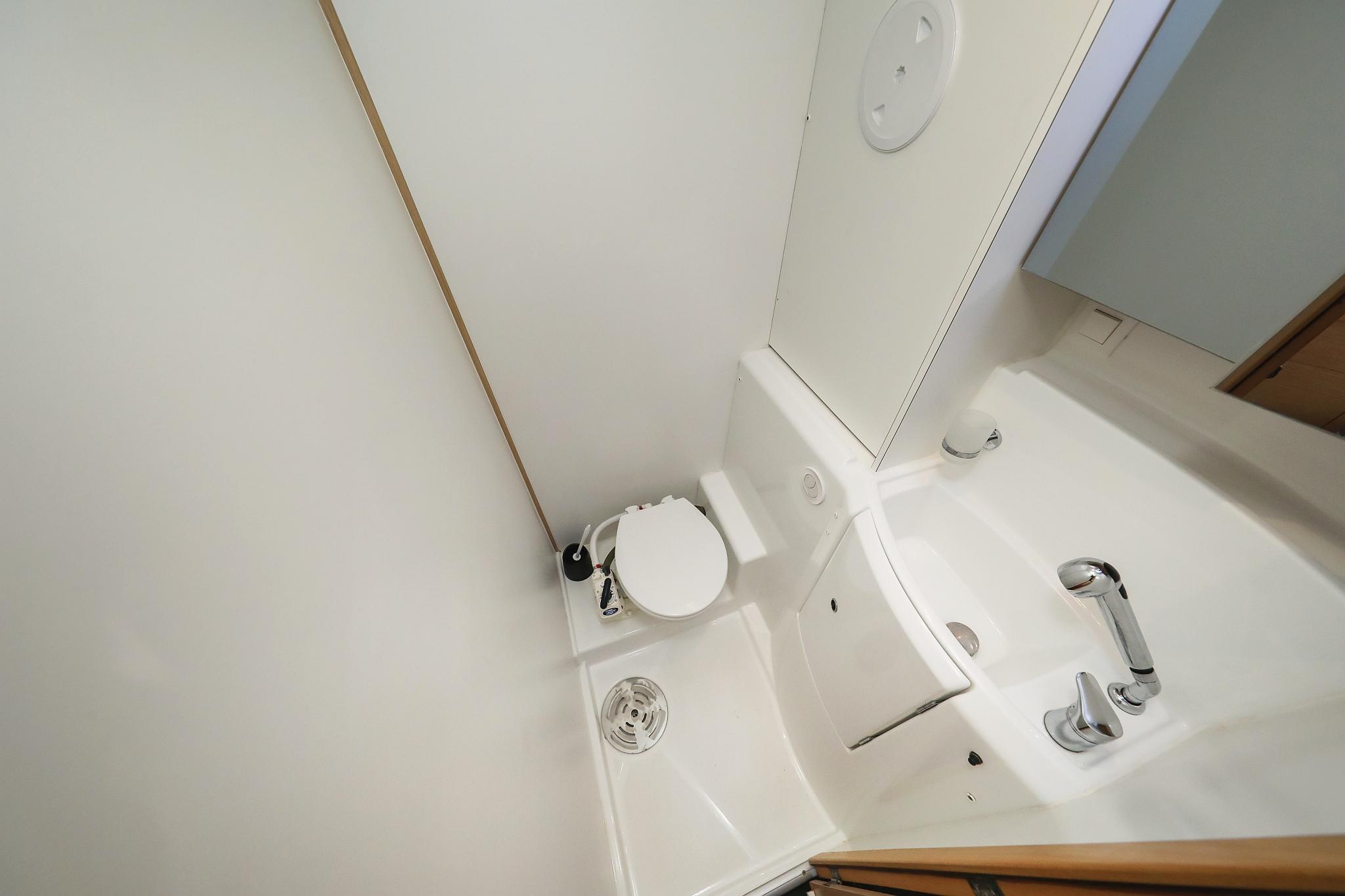 Lagoon 400 S2 - 4 + 2 cab. - First Choice, picture 37