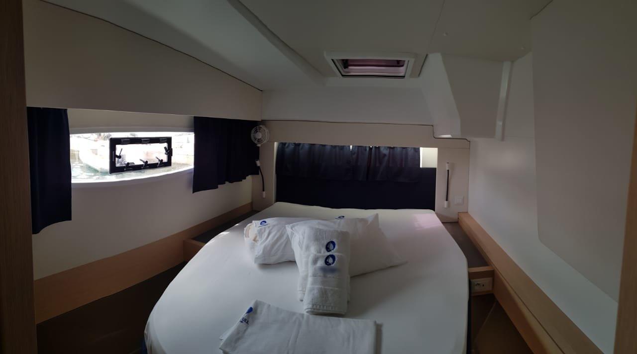 Fountaine Pajot Astrea 42 - 4 + 2 cab., picture 8