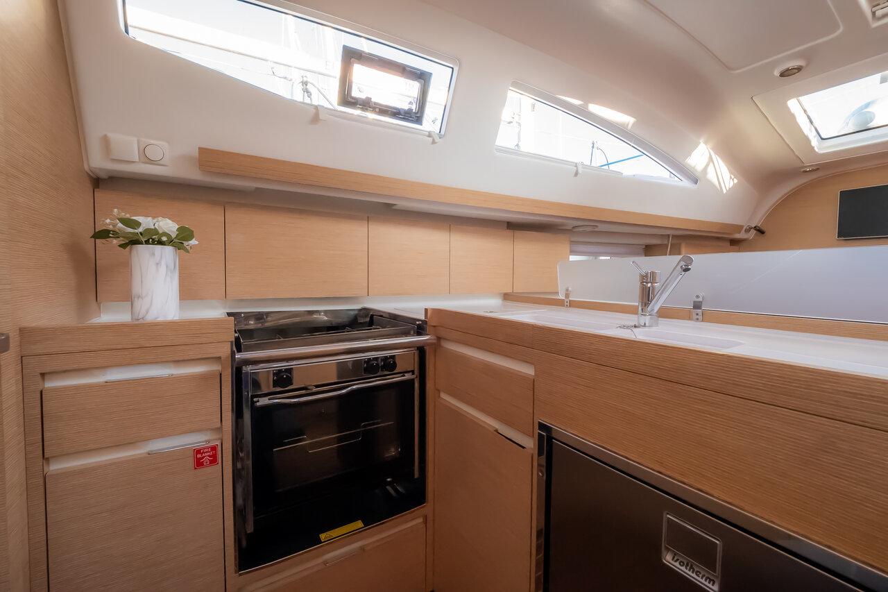 Elan Impression 40, picture 9