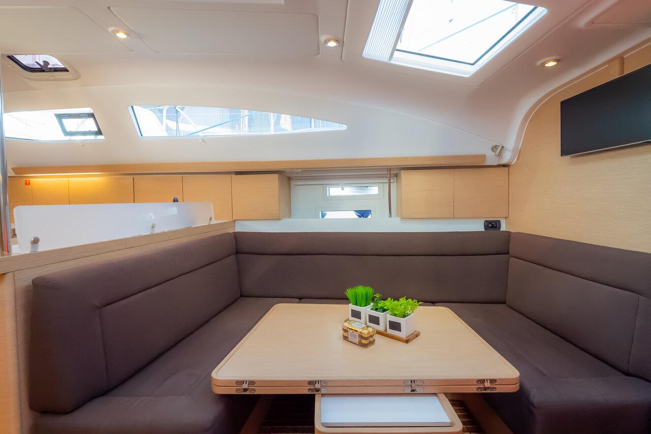 Elan Impression 45, picture 7