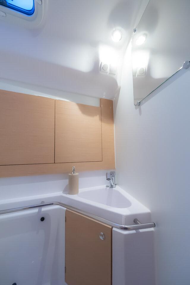 Elan Impression 45, picture 13