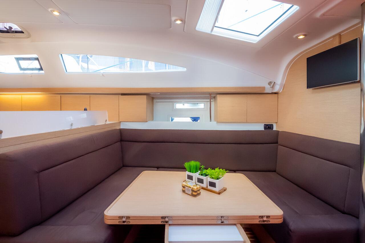 Elan Impression 45, picture 7