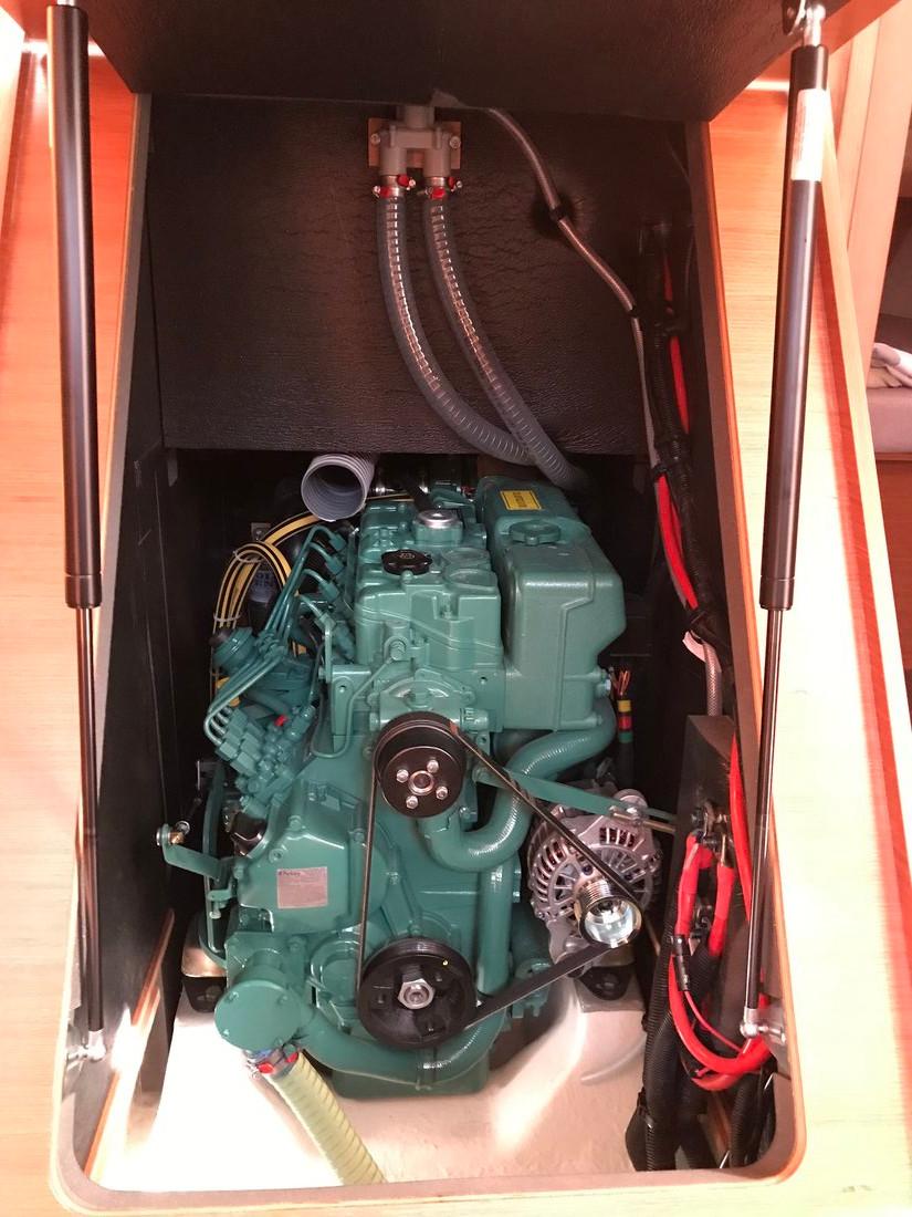 Dufour 460 GL - 5 cab., picture 20