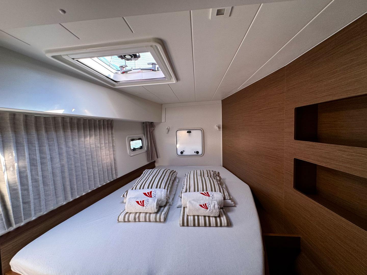 Lagoon 42 - 4 + 2 cab., picture 12