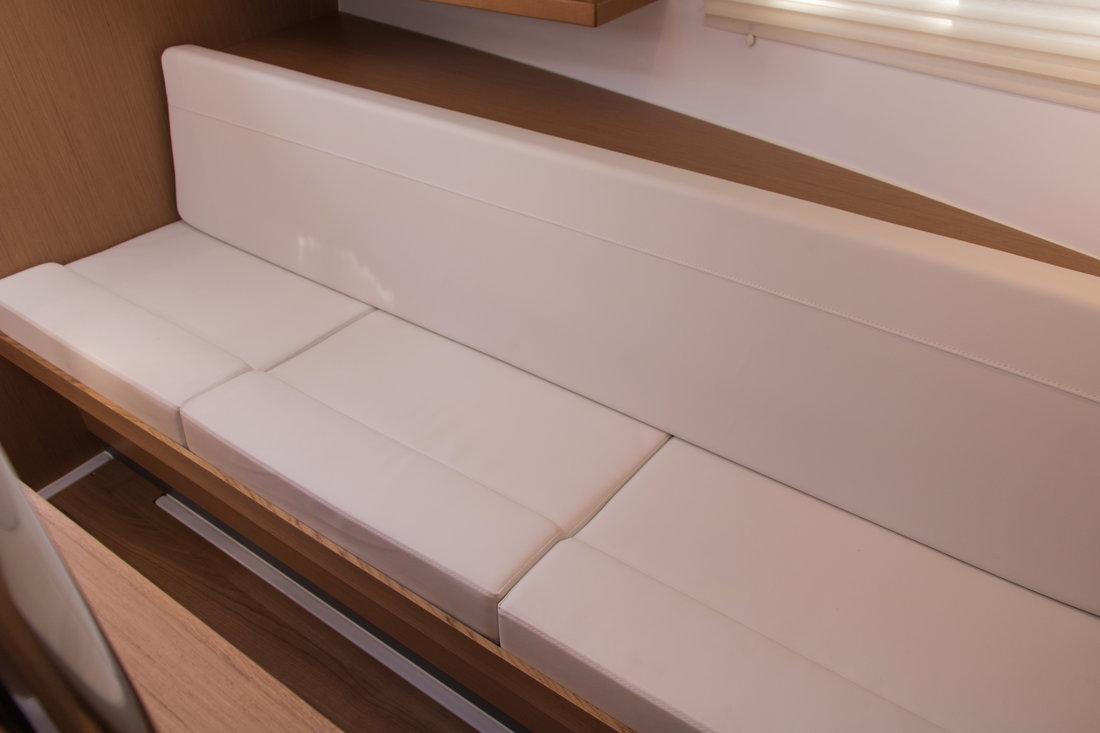 Sun Odyssey 319 - 2 cab., picture 14