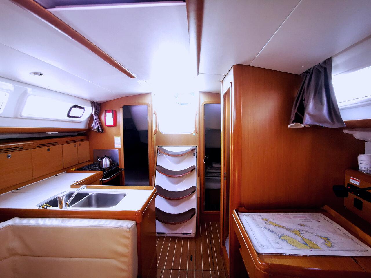 Sun Odyssey 36i, picture 10