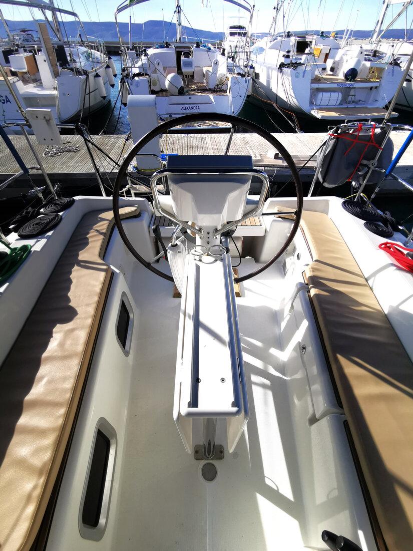 Sun Odyssey 33i - 2 cab., picture 9