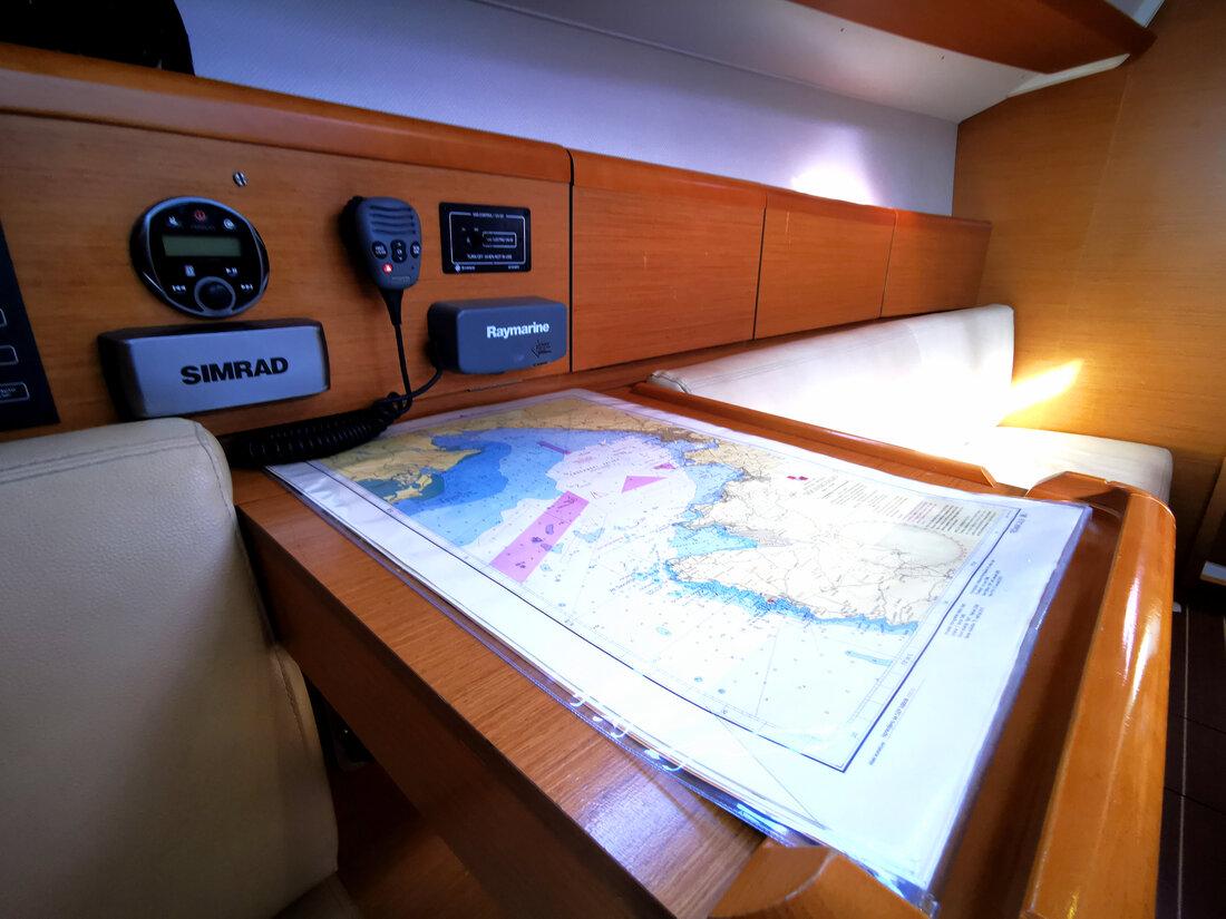 Sun Odyssey 33i - 2 cab., picture 13